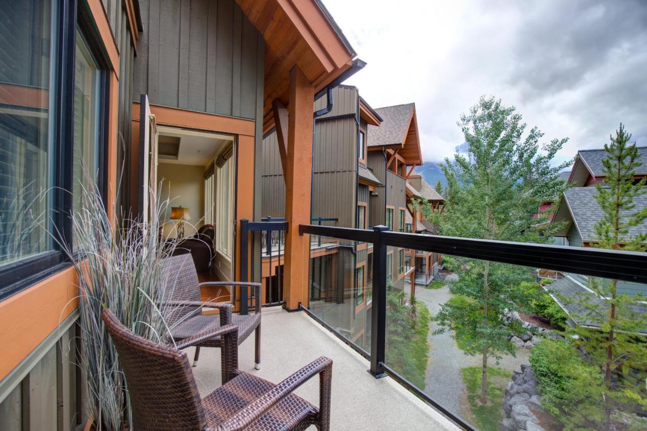 Misty Mountain- Premium 2 Bedroom Mountain View Канмор Экстерьер фото